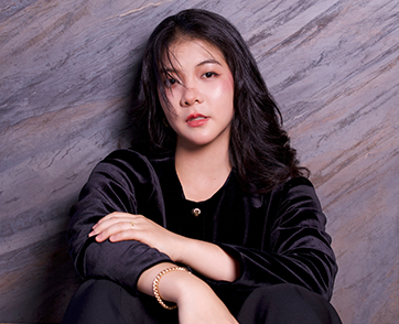 Medalled Her Life น้ำผึ้ง มนสิชา สกุลรัตนธารา 